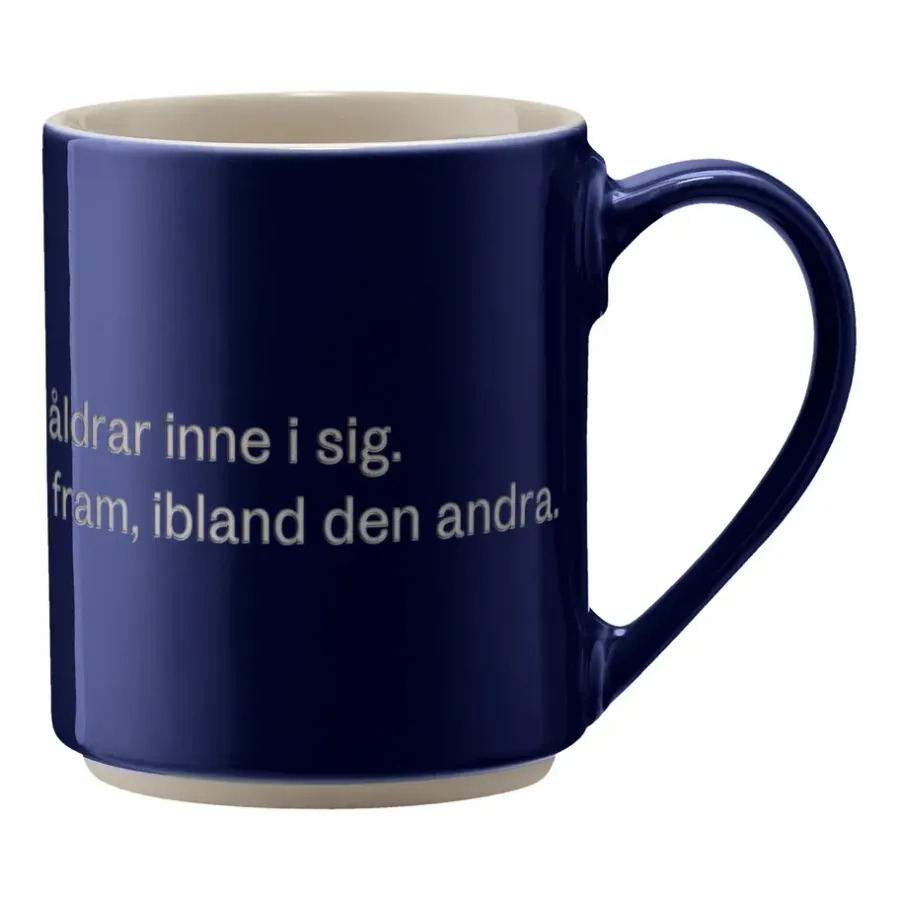 Astrid Lindgren mugg, man har ju alla åldrar, Svenskt text^Design House Stockholm Hot