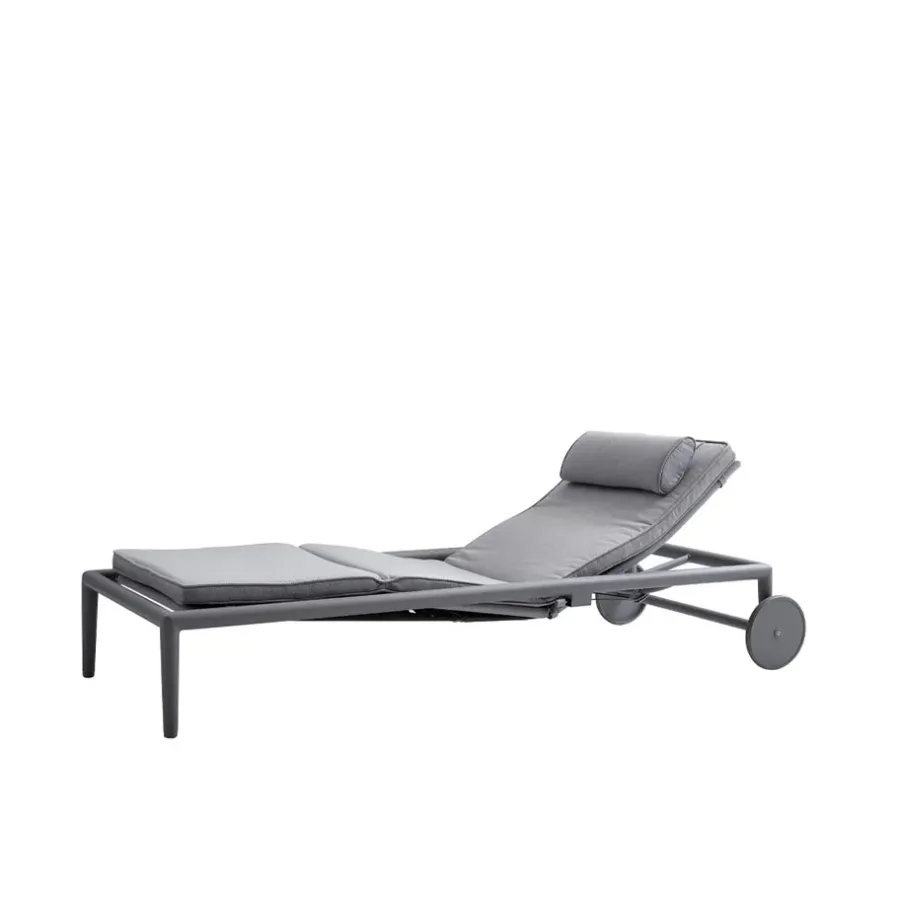 Sittmöbler·Solstolar & Solsängar|Solstolar & Solsängar-Cane-line Conic solsäng, Light grey