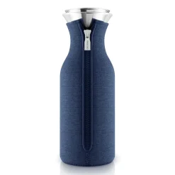Vattenkaraffer & Kannor-Eva Solo kylskåpskaraff vävt fodral, navy blue (blå)