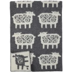 Får ullfilt, grå, 130 x 180 cm^Klippan Yllefabrik Hot