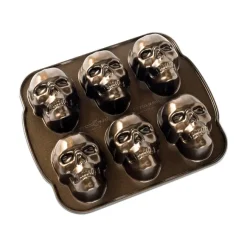 Kakformar & Pepparkaksformar-Nordic Ware Kakform Dödskallar 30x25 cm, Brun