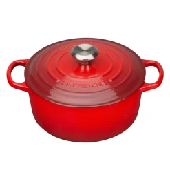 Gjutjärnsgrytor|Grytor-Le Creuset Signature rund gryta 4,2 l, Cerise