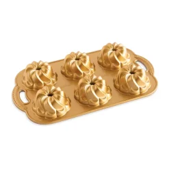 Kakformar & Pepparkaksformar-Nordic Ware piroutte bundtlette bakform 1,2 l, Guld