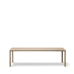 Piloti 6715 soffbord, Lackad ek-höjd 41 cm^Fredericia Furniture Outlet