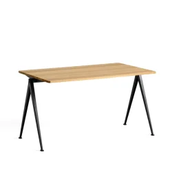 Skrivbord-HAY Pyramid 01 skrivbord, Oak clear lacquer-140x75cm-svart stålstativ