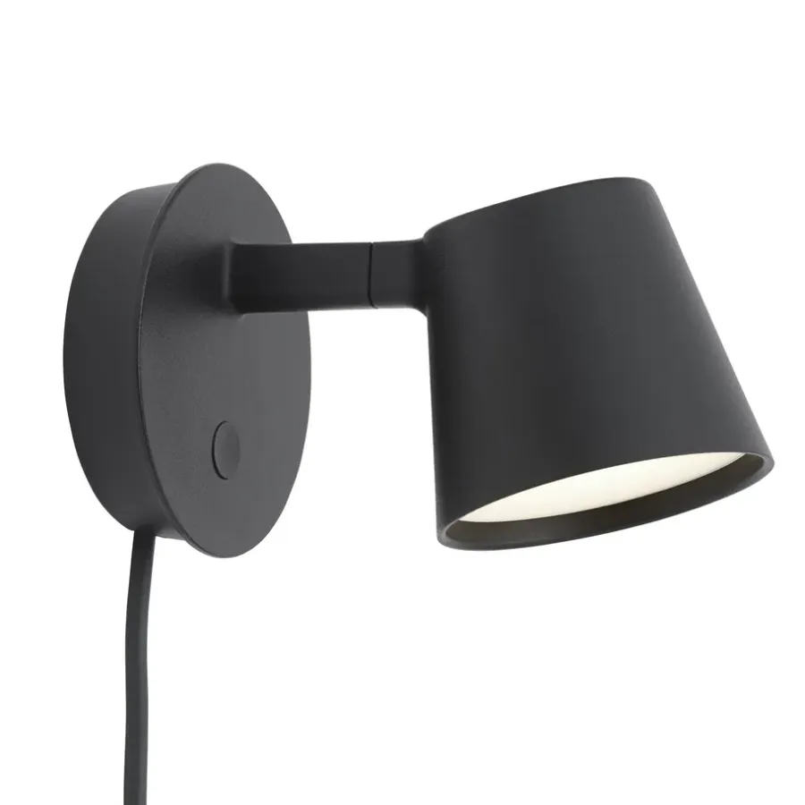 Tip vägglampa, Black^Muuto Hot